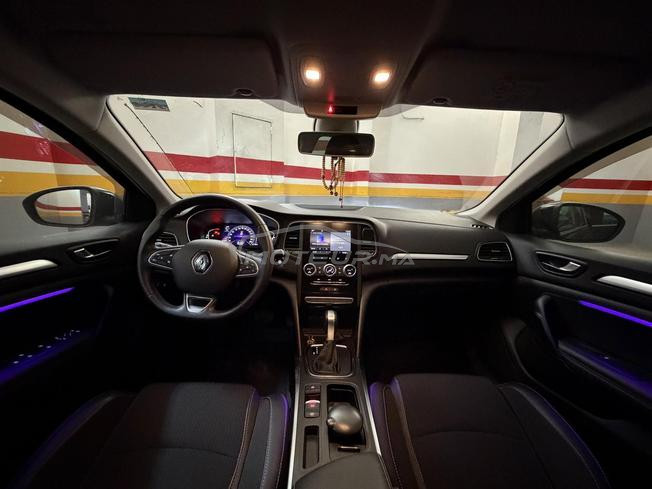 Renault Mégane Sedan - Automatique - Quasi neuve
