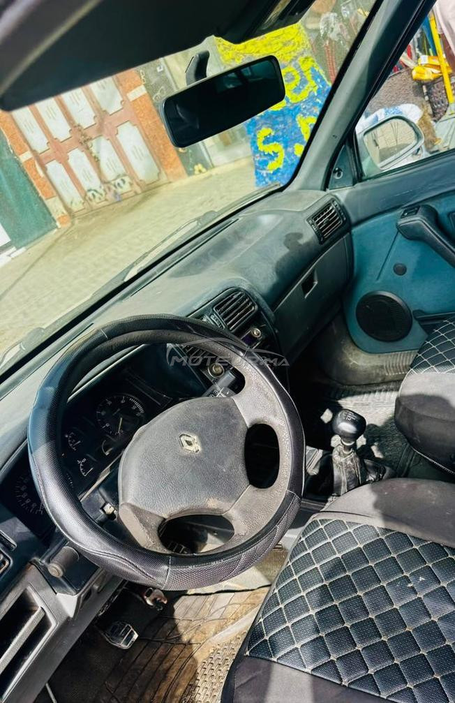Renault 19