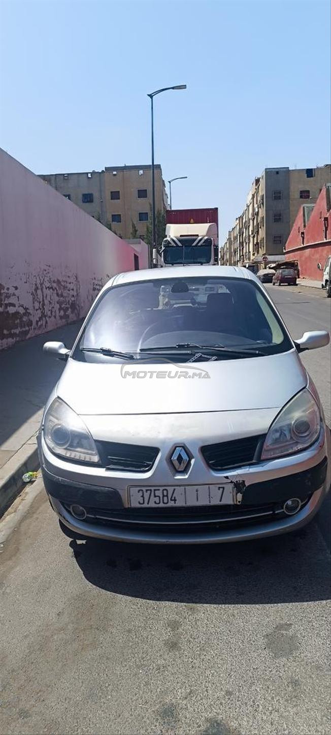 Renault Scénic 2 modèle 2007