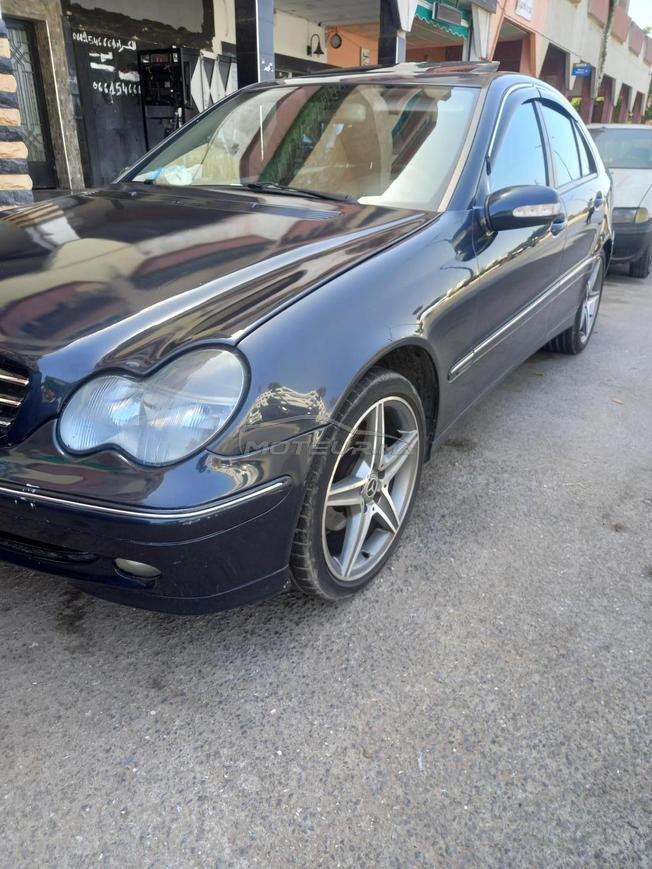 Mercedes 220 cdi très bon état tle 