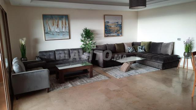 APPARTEMENT MEUBLÉ À VENDRE - 2