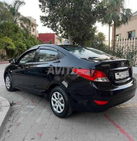 Hyundai accent - 2