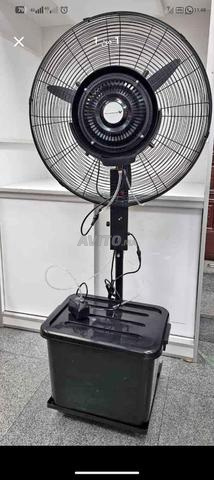Disponible à Marrakech : Grand défroisseur vapeur