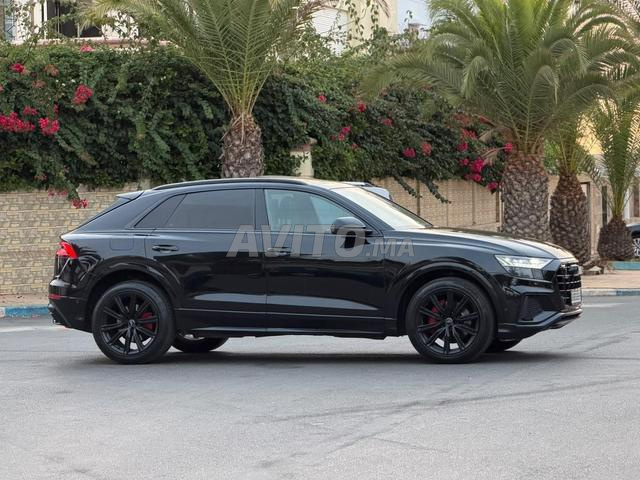 Audi Q8 S line - 2