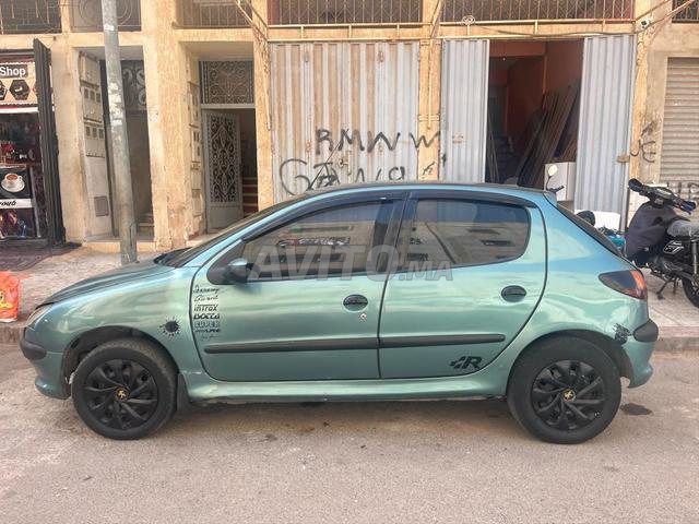 Peugeot 206 Essence Manuelle 2002 à Mohammedia