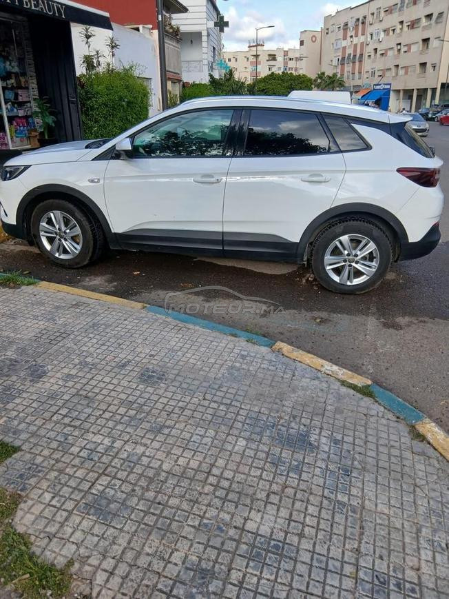 سيار اوبل حالة ممتازة موديل 2019