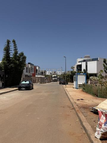 Terrain de 316 m² idéalement situé à Harhoura - 2