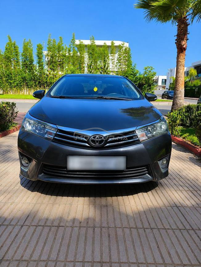 À VENDRE – SUPERBE TOYOTA COROLLA D-4D 