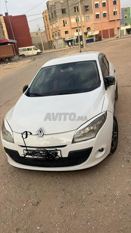 Renault Megane Diesel Manuelle 2010 à Massa - 2