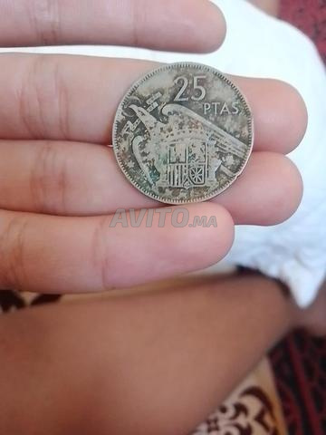 عملة إسبانية 25 بيزيتا من عهد فرانثيسكو فرانكو - 2