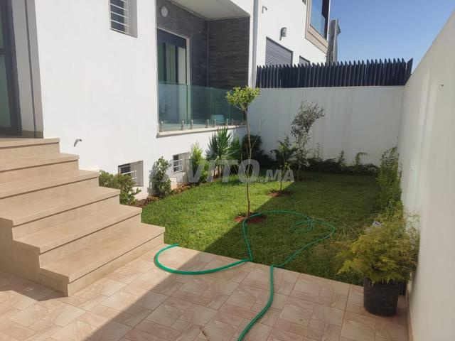 Villa Haut Standing à Vendre à Harhoura - 2