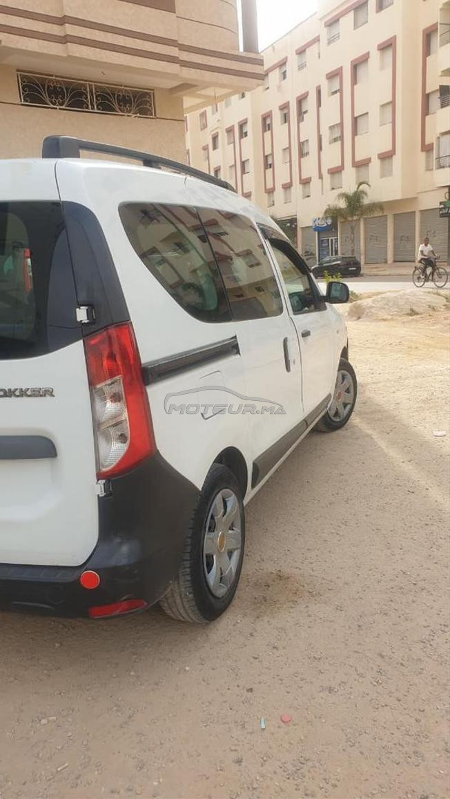 Dacia dokker tres bon etat 