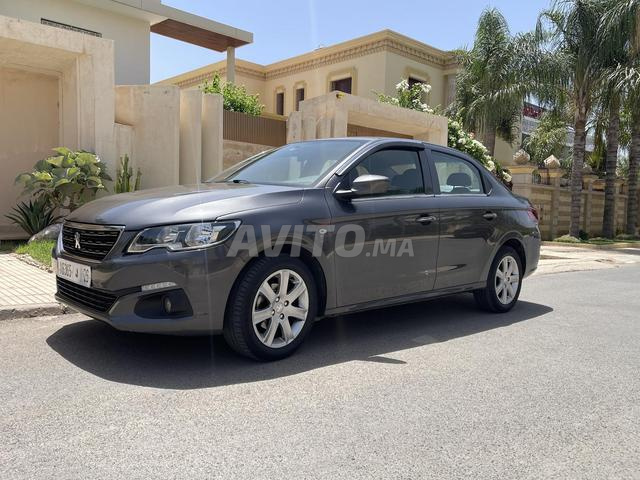 Peugeot 301 allure - 2