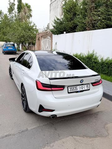 BMW 318 d pack sport en excellent état - 2