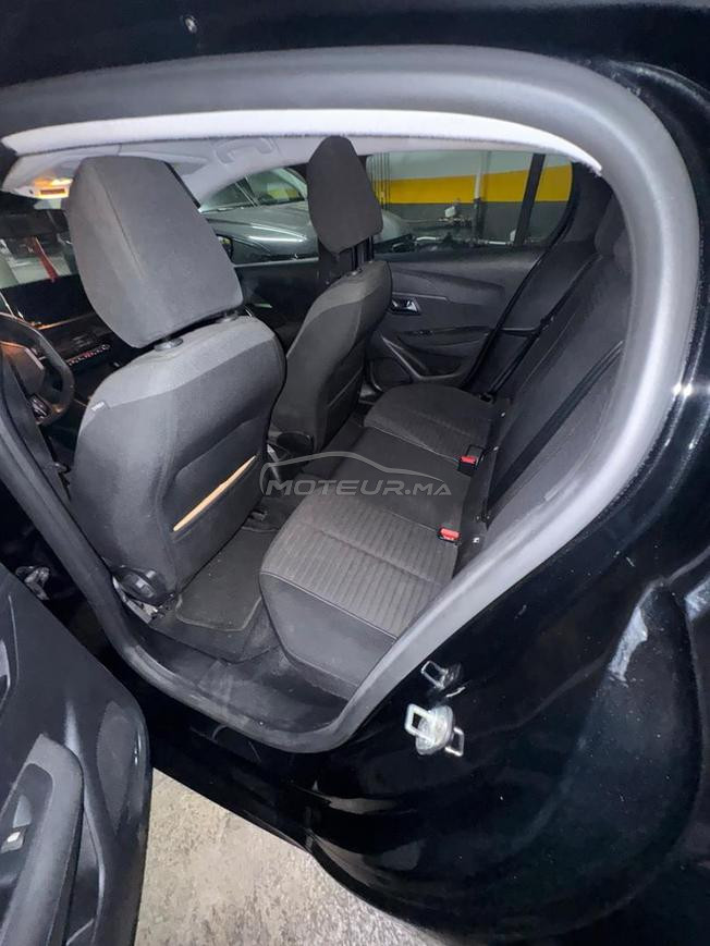 Peugeot 208 excellent état 