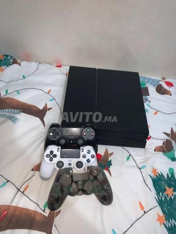 Playstation 4 FAT 500GB avec 2 manettes et câbles - 2