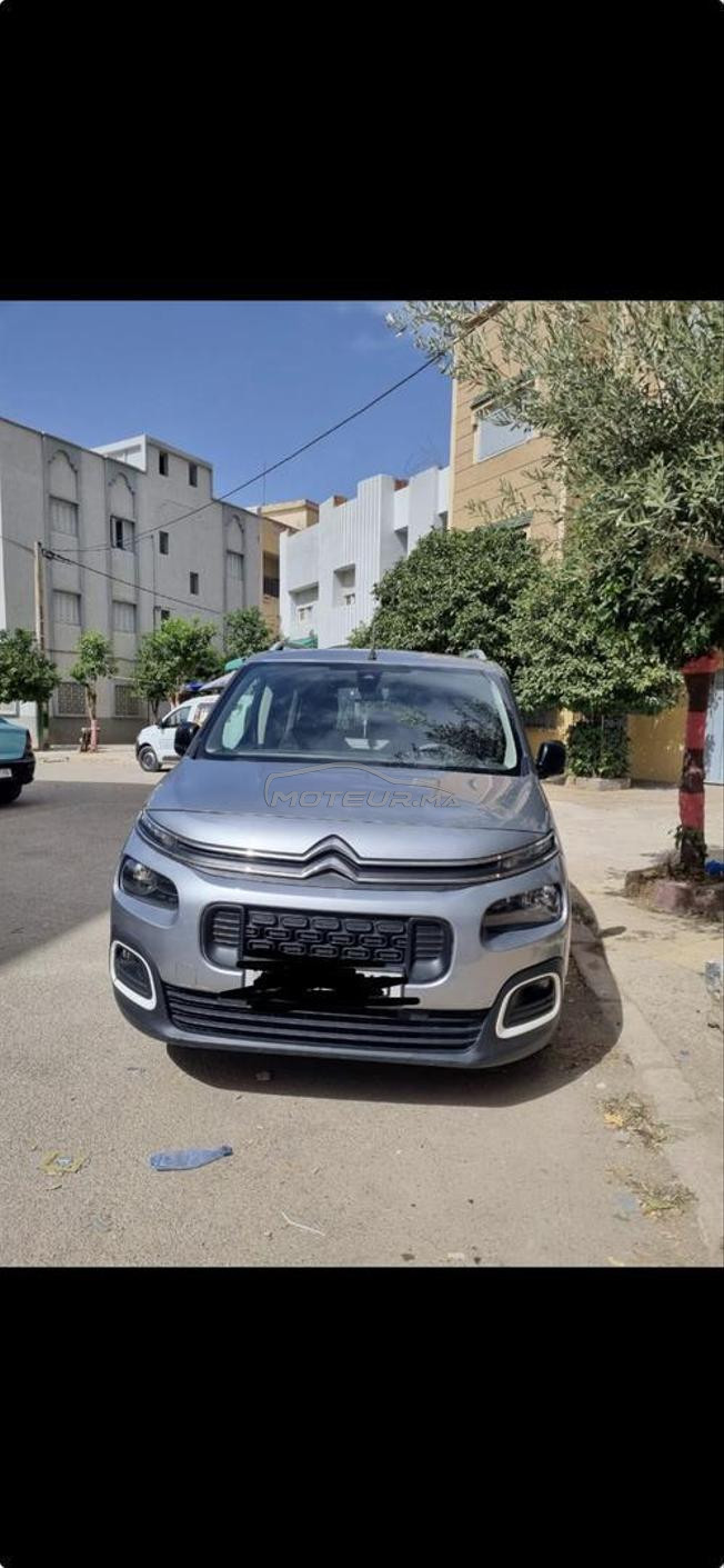voiture Citroën berlingot 2022
