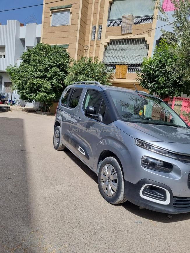 voiture Citroën berlingot 2022