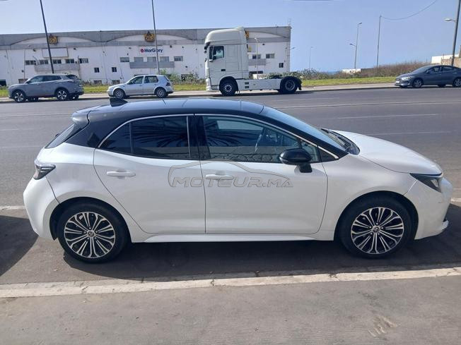 Toyota Corolla Sport en tres bon etat a vendre