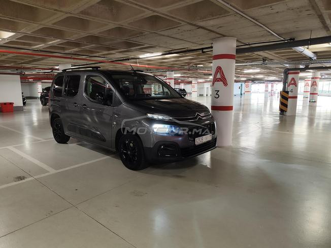 Citroen berlingo 2022 1er main tout option 