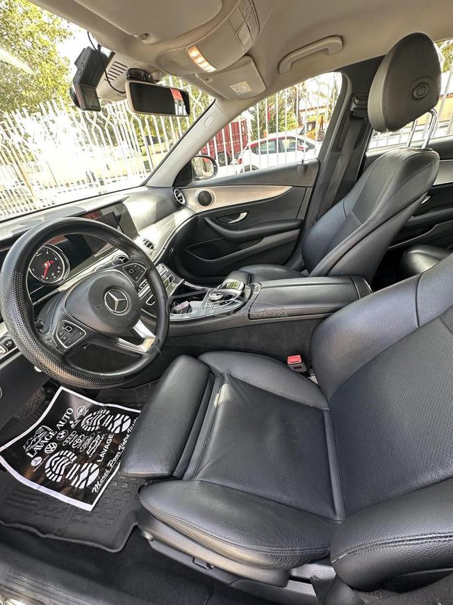 Mercedes e220d faible kilométrage matricule rabat