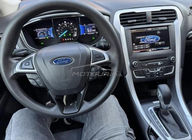 Ford Fusion Hybride essence faible consommation 