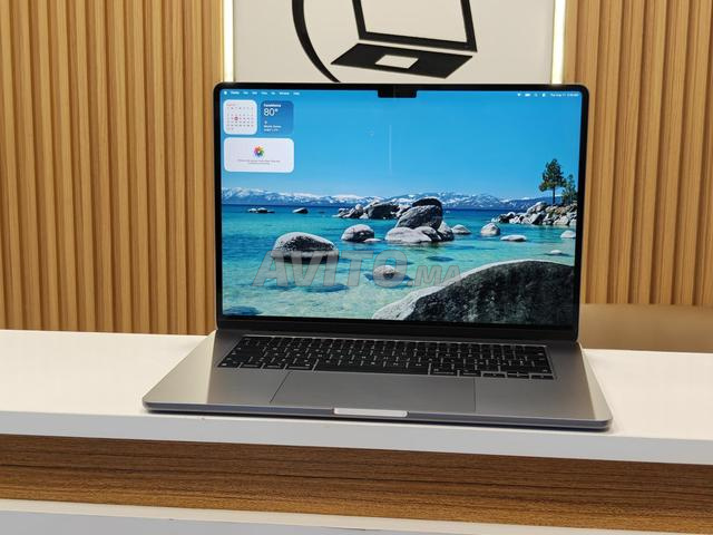 MACBOOK AIR M2 2023 15 POUCES/8GB/256 SSD