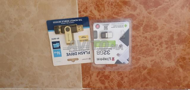 Clé USB de marque - 2