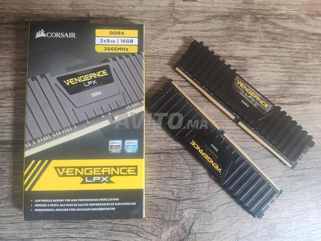 مجموعة Corsair Vengeance ذاكرة وصول عشوائي DDR4 16 جيجابايت (2 × 8 جيجابايت)