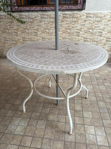 Table de jardin plus parasol - 2
