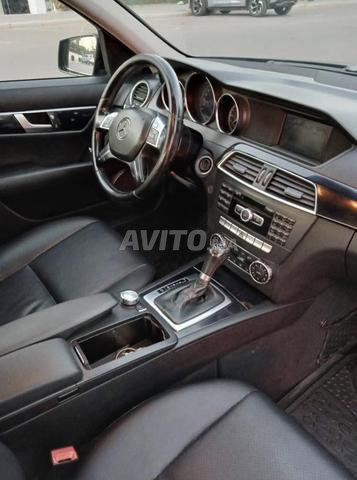Mercedes-Benz 220 Diesel Manuelle 2013 à Agadir - 2