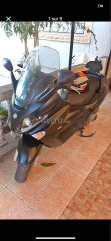 بيـاجيو Xevo 250