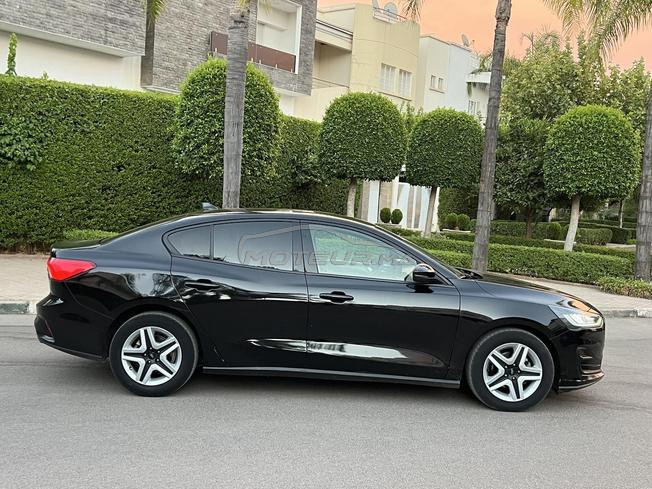 Ford fucos Berline Automatique modèle 2022 