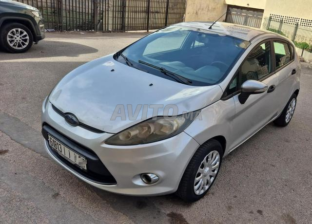Ford Fiesta Essence 7 CV - 2