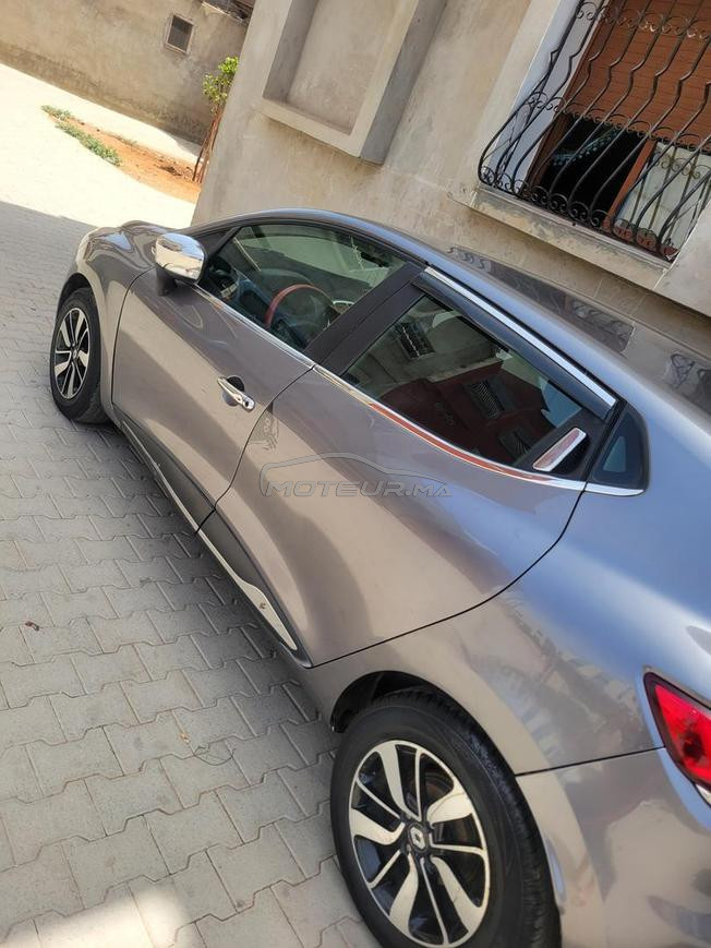 Renault Clio Diesel Manuelle 2016 à Salé