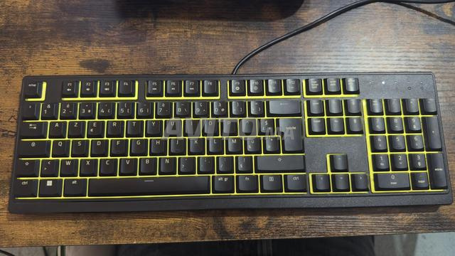 Clavier Razer Oranata v3 peu utilisé - 2