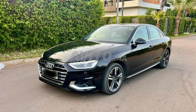 Audi A4 Business 2022 1ère Main - 2