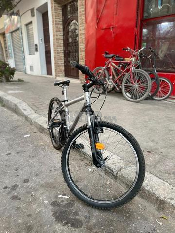Vélo VTT taille moyenne - 2
