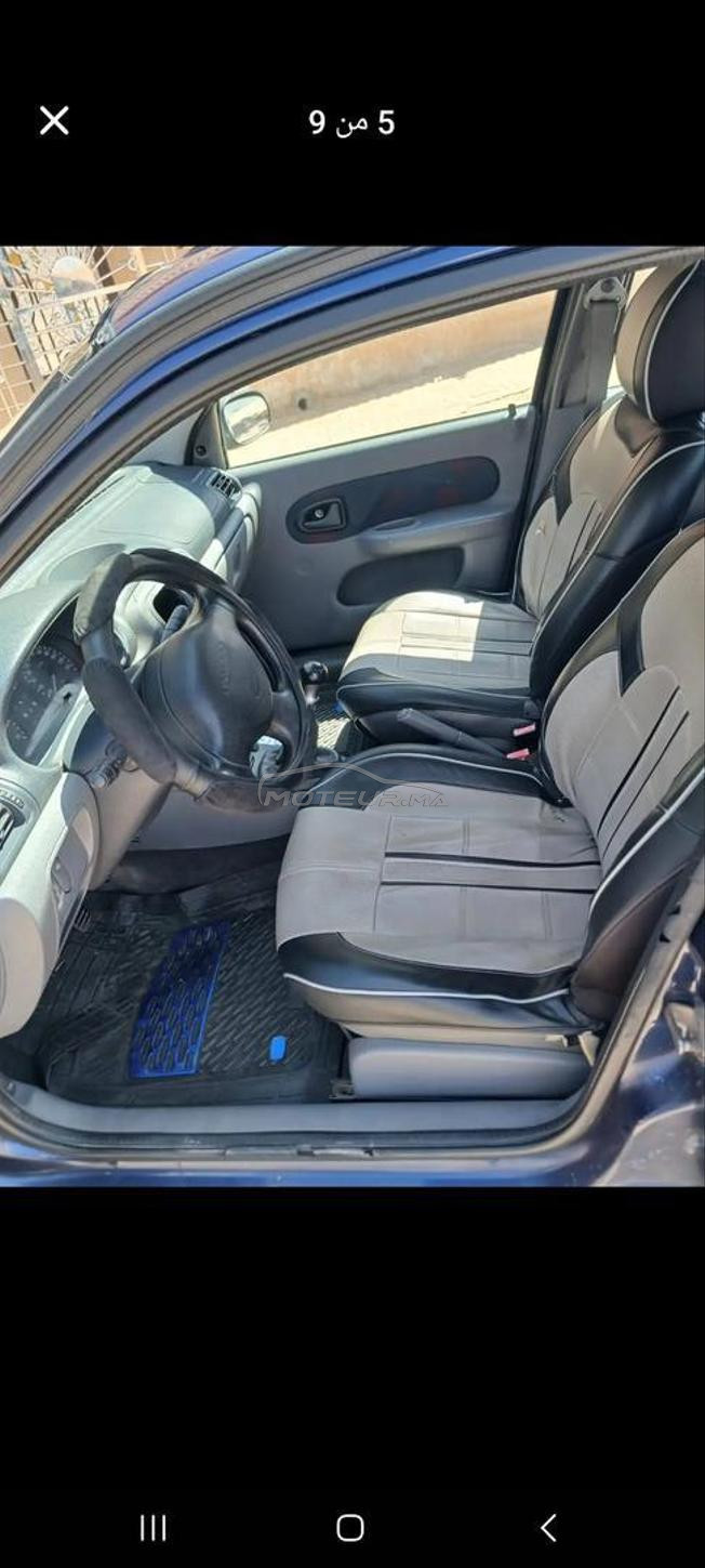 Renault clio classique essence modèle 2002 