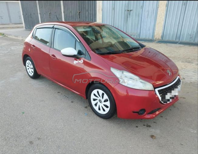 Peugeot 208.  2014. climatisé 