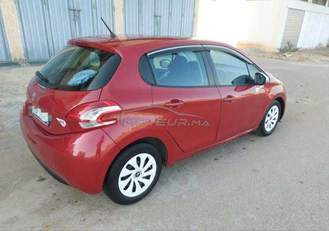 Peugeot 208.  2014. climatisé 