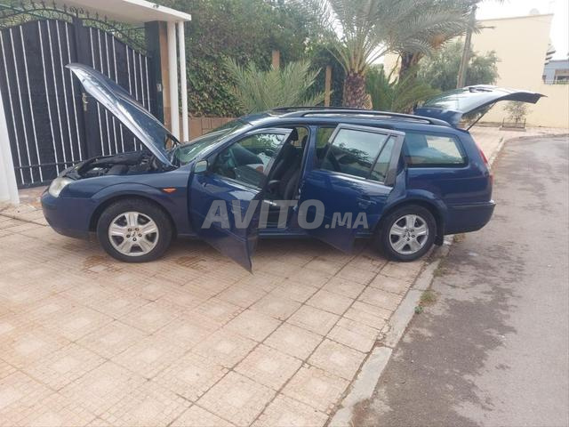 Ford Mondeo. Diesel. 2002 dédouane 2011 - 2