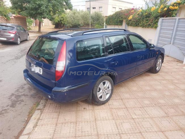 Ford mondeo.  mazot.    2002 diwana 2011