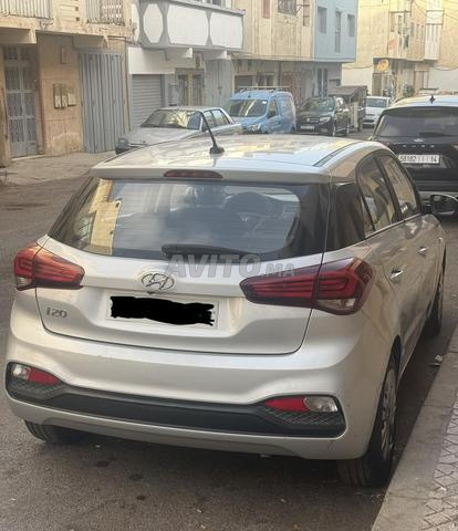 Hyundai i20 Essence Manuelle 2020 à Casablanca - 2