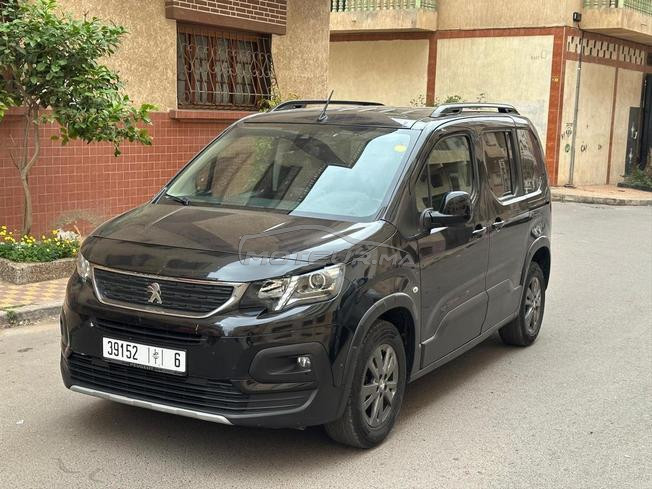Peugeot Rifter Diesel Manuelle 2023 à Fès