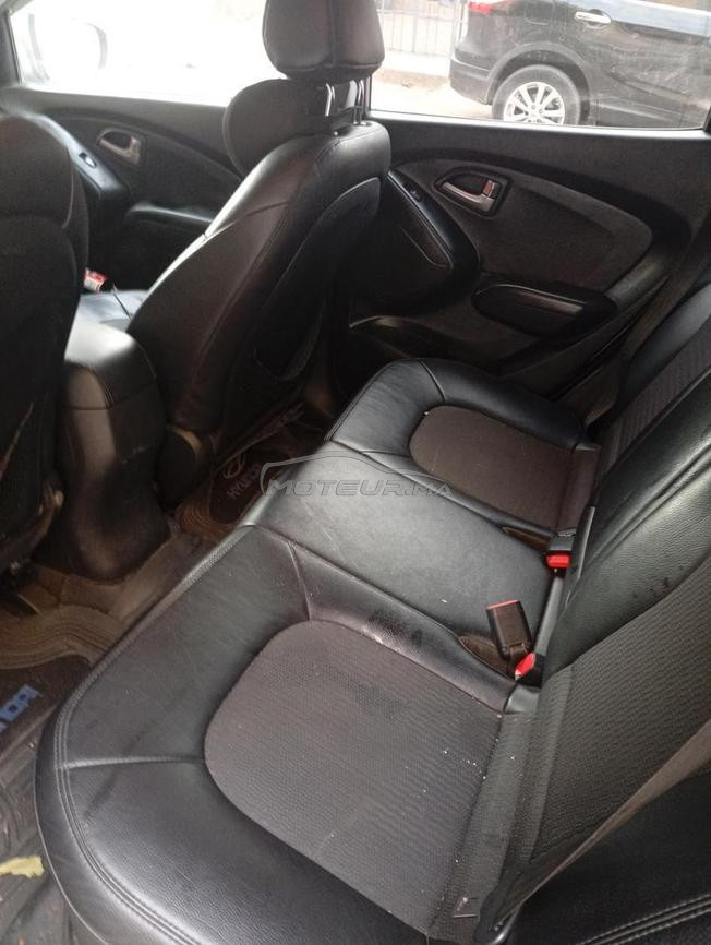 ventre voiture de Hyundai ix 35 excellente etat