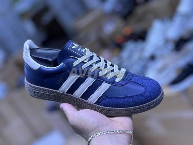 Baskets Adidas, bonne qualité, élégantes et confortables - 2