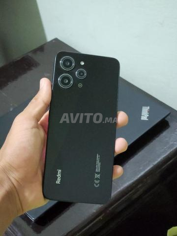 Redmi 12, comme neuf, dans sa boîte, acheté il y a 3 mois