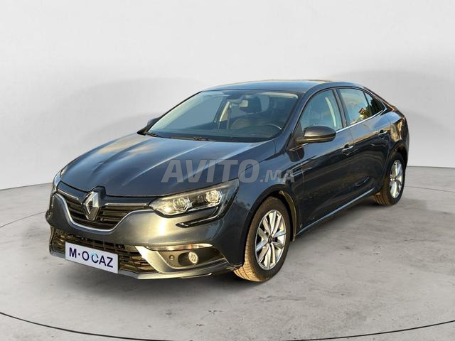 RENAULT. Megane