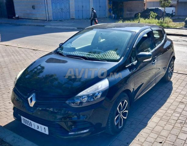Renault Clio 4, 2019, 2ème main, jamais accidentée - 2